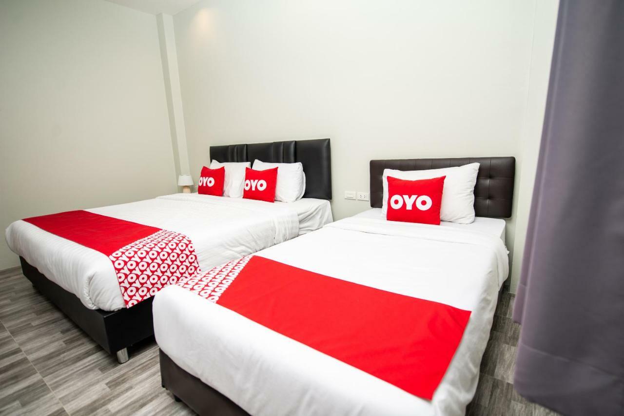 Готель Oyo 259 Baan Napatr Бангтао-Біч Екстер'єр фото